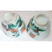 Chinees porseleinen theeset in rieten foedraal